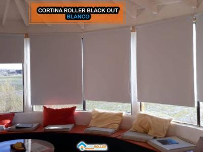 Cortina Roller Black Out Blanco Museo de Desembarco
